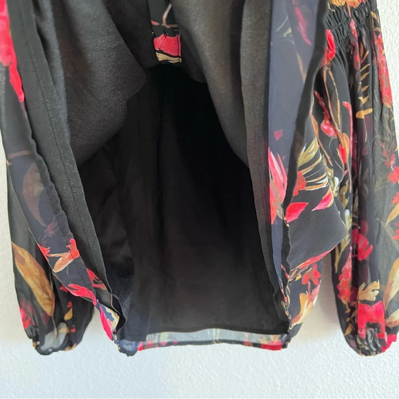 Yumi Kim Emmaline Floral Blouse - Picture 9 of 13